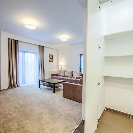 22 Apartment